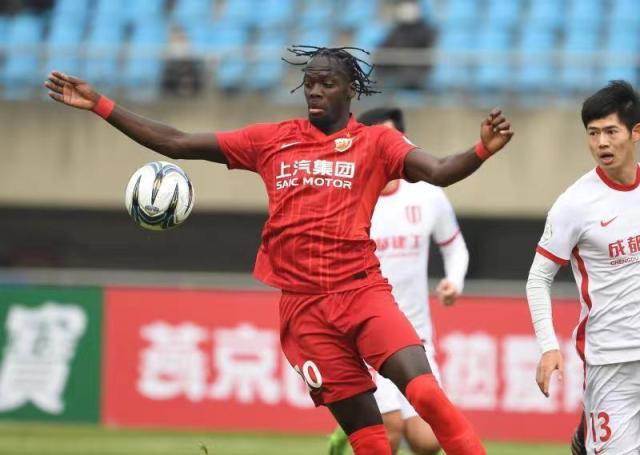 海港中锋最有望投奔蒙特拉 传口头谈妥48小时抵队